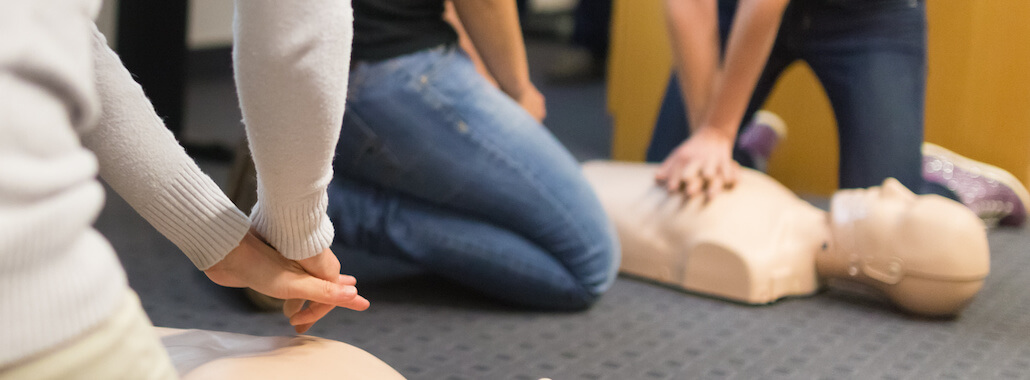 CPR Training Class - Article Featured Image